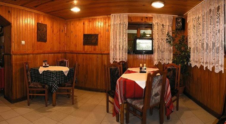 Hotel Vesta Kazanlŭk Exterior foto