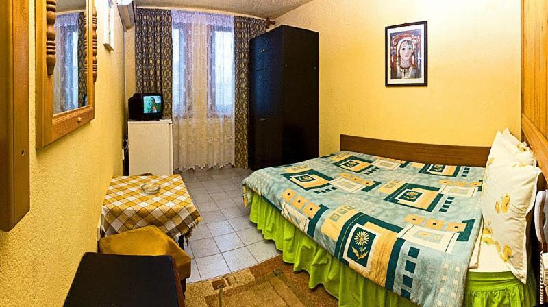 Hotel Vesta Kazanlŭk Cameră foto